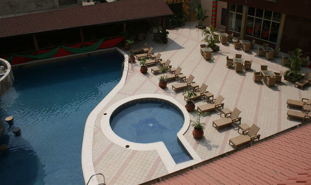 Royal Nick Hotel Tema Extérieur photo